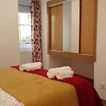 Konukevi Martim Moniz 28 *