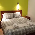 Konukevi Martim Moniz 28 *