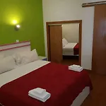Konukevi Martim Moniz 28 *