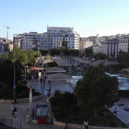 Martim Moniz 28 Pensión Lisboa