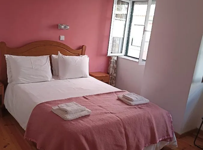 Martim Moniz 28 Гостевой дом Лиссабон