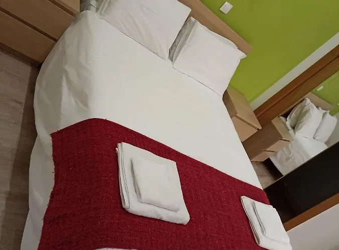 Martim Moniz 28 Гостевой дом Лиссабон