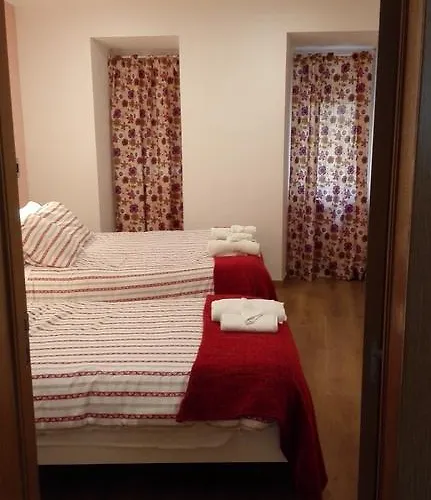 Martim Moniz 28 Гостевой дом