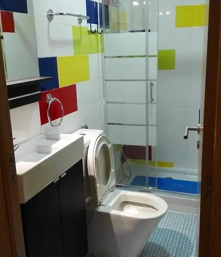 Martim Moniz 28 Гостевой дом Лиссабон