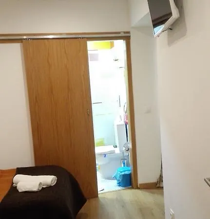 마르팅 모니스 28 *