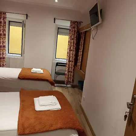 Martim Moniz 28 Guest house *