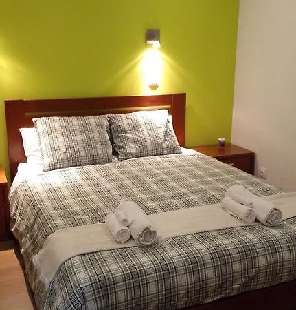 Guest house Martim Moniz 28 *